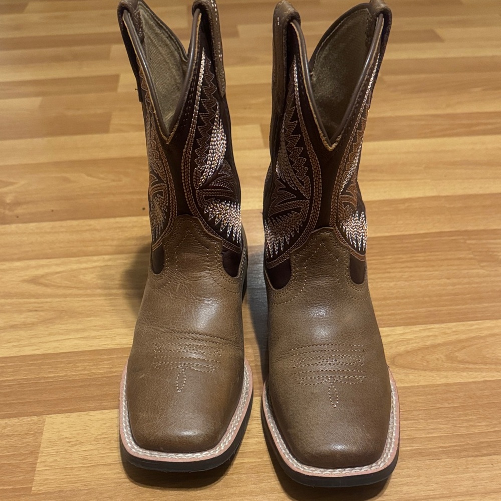 Ariat Kids Brown and Tan Boots